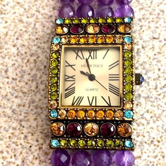 Vintage Heidi Daus watch - Swarovski Crystals, works ready to wear, EUC - Picture 5 of 10